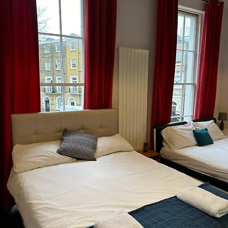 Regency Apartment *