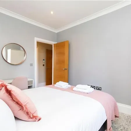 Luxury Soho R3 * London