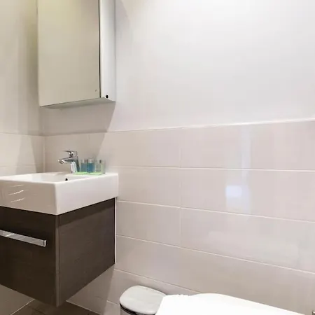 Luxury Soho R3 Apartment *