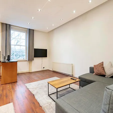 Bright&spacious Flat Apartment