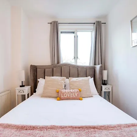Bright&spacious Flat London