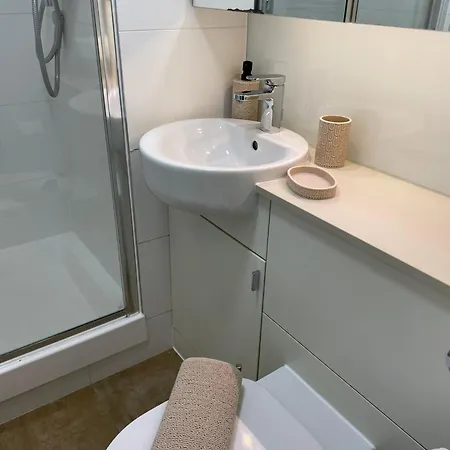Apartment Luxury In Olympic Village London