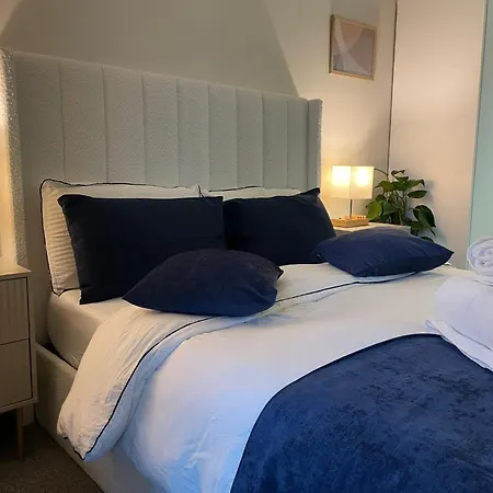 Luxury In Olympic Village Apartment