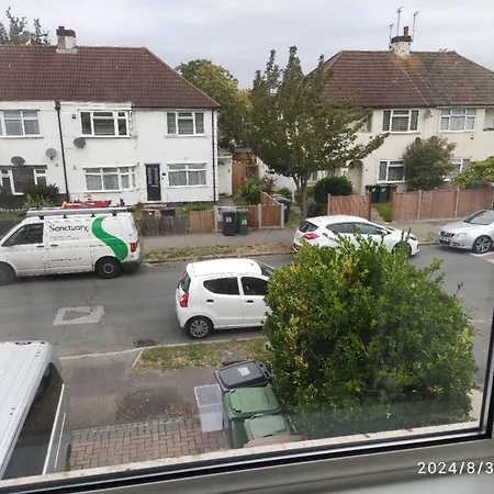 Guest house Lovely Modern Single Waltham Forest