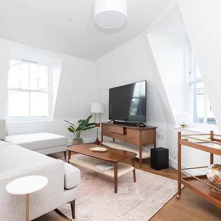 Two Luxury 2 Bedroom Duplex Holborn