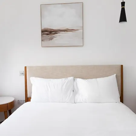 Two Luxury 2 Bedroom Duplex Holborn London