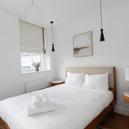 Apartment Two Luxury 2 Bedroom Duplex Holborn London