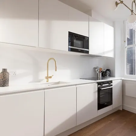 Two Luxury 2 Bedroom Duplex Holborn * London