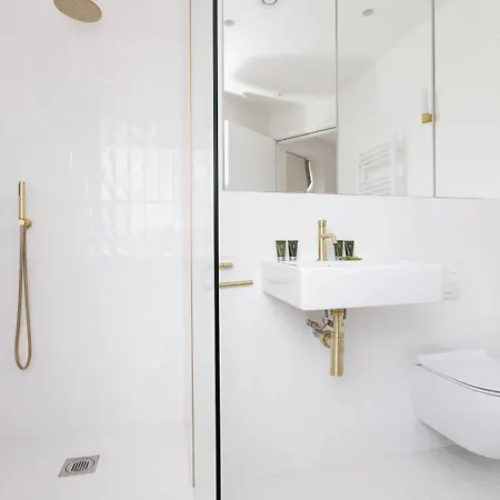 Apartment Two Luxury 2 Bedroom Duplex Holborn London