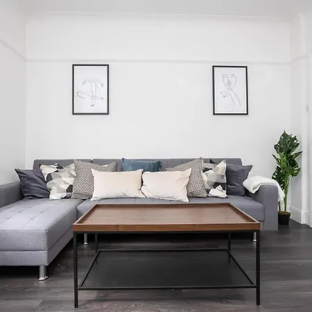 Two Modern 2 Bed In Camden לונדון