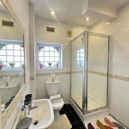 Apartment Comfortable Near Central