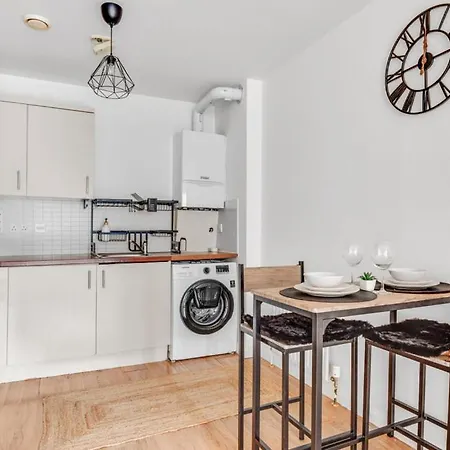 Apartment Graceful - Self Contained Spacious 2 Bed Stratford