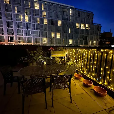 Apartment Sacred Secret Cul-de-sac London