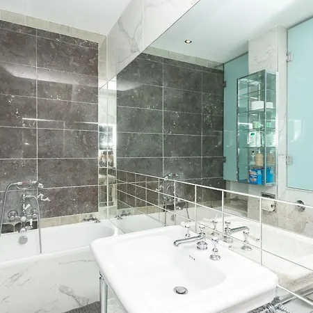 Luxury Central London-gem In Kensington And Chelsea Apartment