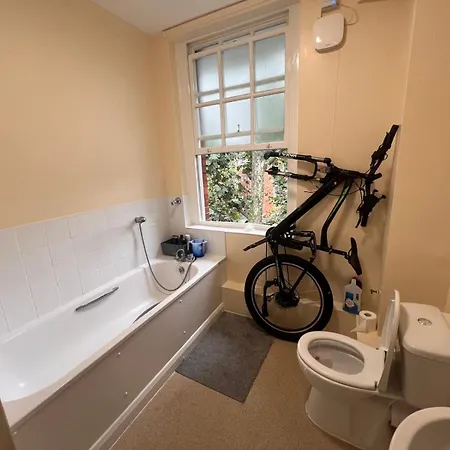 Reynolds House Apartment