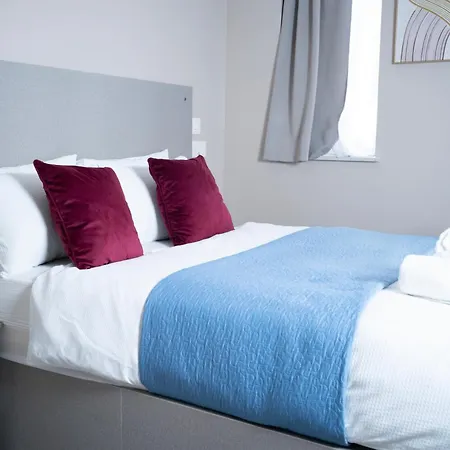 Paragraph Palmers 4* Palmers Green