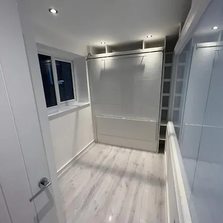 Apartment Knightsbridge 2 Bedroom Overlooking Harrods *