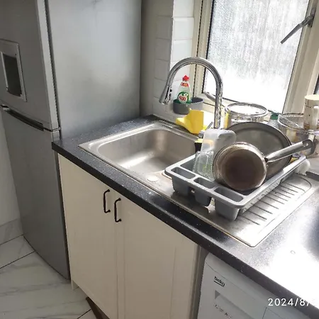 Lovely Modern Single Guest house *