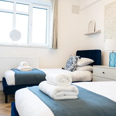 Holiday home Boutique And Stylish 4 Bed In