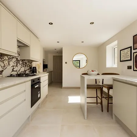 דירה The Tyrwhitt Road Place - Lovely 2bdr Flat With Garden *