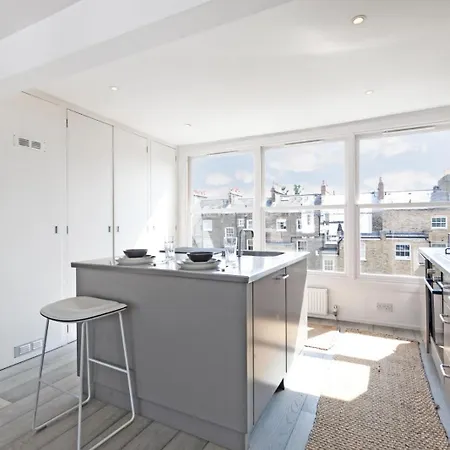 Luxury Newly Refurbished One-bedroom Flat In Notting Hill Apartment