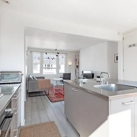 Luxury Newly Refurbished One-bedroom Flat In Notting Hill Apartment