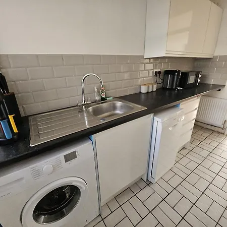 Convenient Near Kings Cross Apartment *