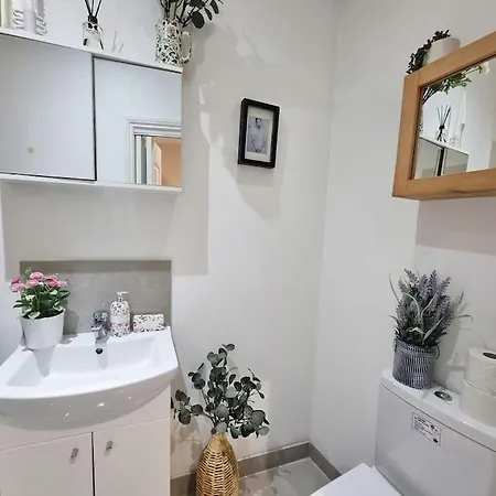 4bed 3bath 8min To Bridge Holiday home *