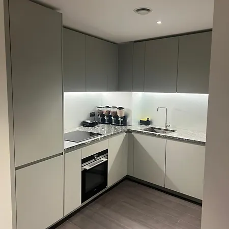 Apartment Lushpen - O2 Arena