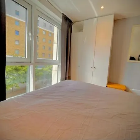Apartment Chelsea In London--24 Gym