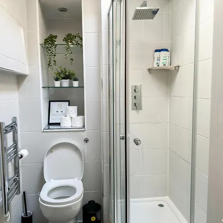 Detached House With Free Parking In Little Venice Near Paddington Hyde Park *