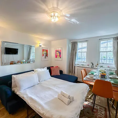 Detached House With Free Parking In Little Venice Near Paddington Hyde Park Apartment London