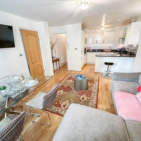 Apartment Detached House With Free Parking In Little Venice Near Paddington Hyde Park