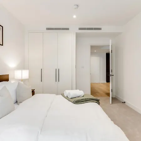 Khayat Homes - The Riverre - Luxury 2 Bed *