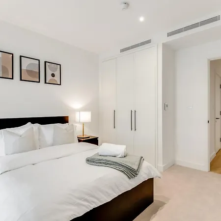 Khayat Homes - The Riverre - Luxury 2 Bed Apartment