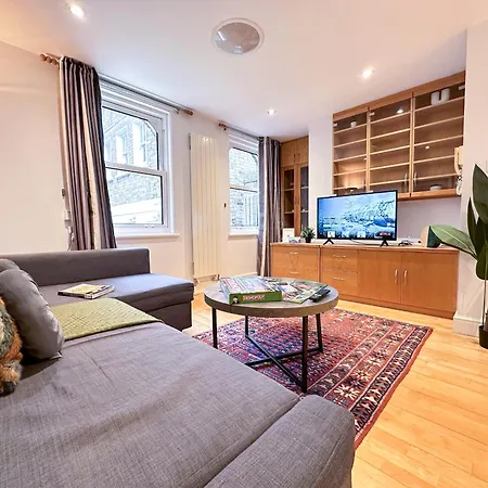 Detached House With Free Parking In Little Venice Near Paddington Hyde Park