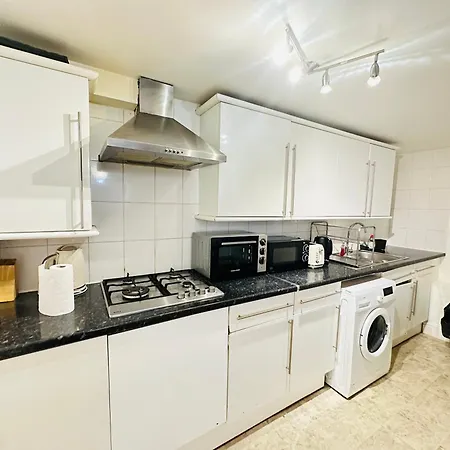Shoreditch Central * London