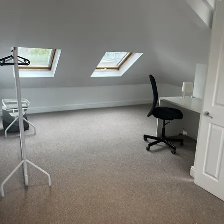 Reach Retreat Spacious 4bed House Startford Maryland Great Transport Links Holiday home