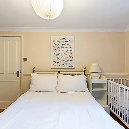 Charming Retreat *