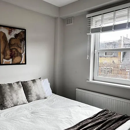 Bright And Modern Flat Near Portobello Road And The Canal London