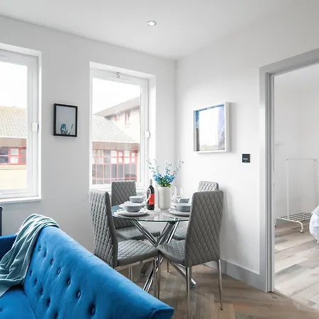Apartment Modern Near Elizabeth Line Romford