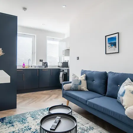 Modern Near Elizabeth Line *