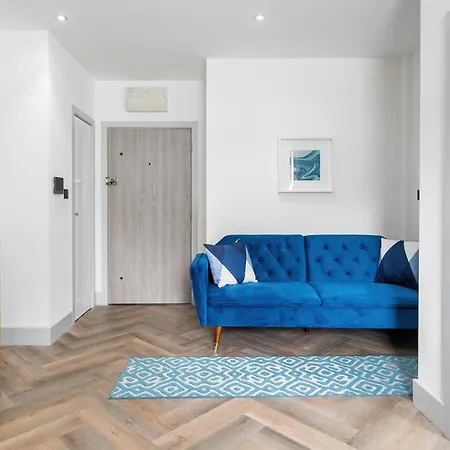 Apartment Modern Near Elizabeth Line Romford