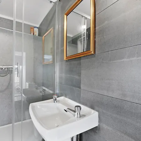 Apartment One Bedroom Flat Opposite Archway Station *
