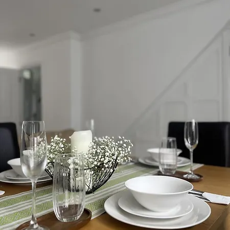 Reach Retreat Spacious 4bed House Startford Maryland Great Transport Links * London