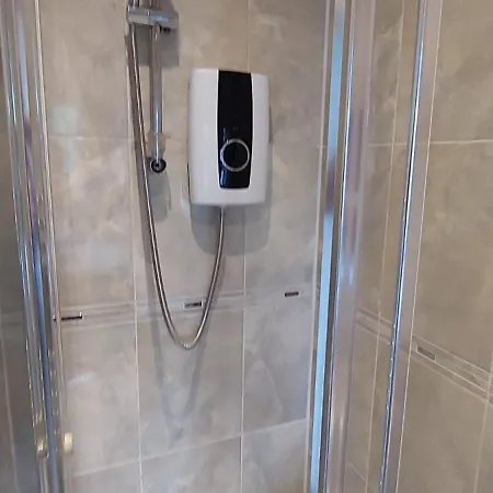 3 Bedroom House - Walthamstow Apartment London