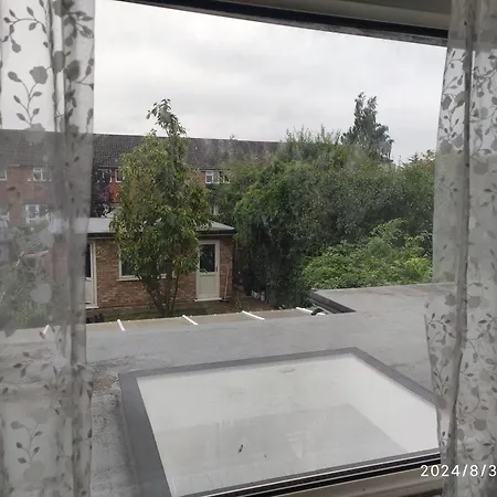 Cozy And Spacious Doublebed In Chingford 2