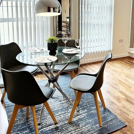 Perfect Apartment *