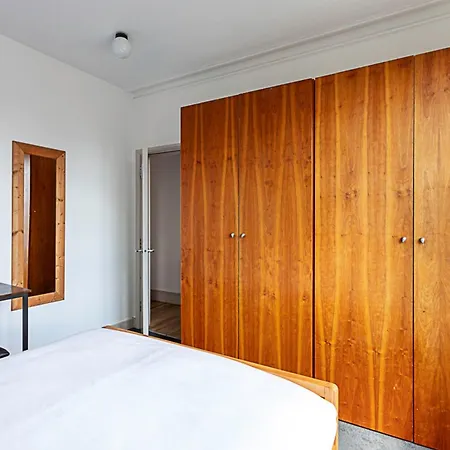 Contemporary Open Plan Penthouse * London