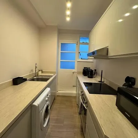 Hyde Park Great 1 Bedroom Flat * London